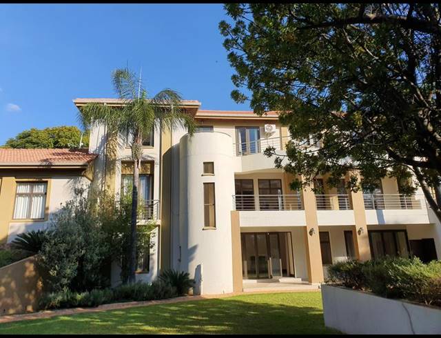 6 BEDROOM PROPERTY TO RENT IN WATERKLOOF RIDGE